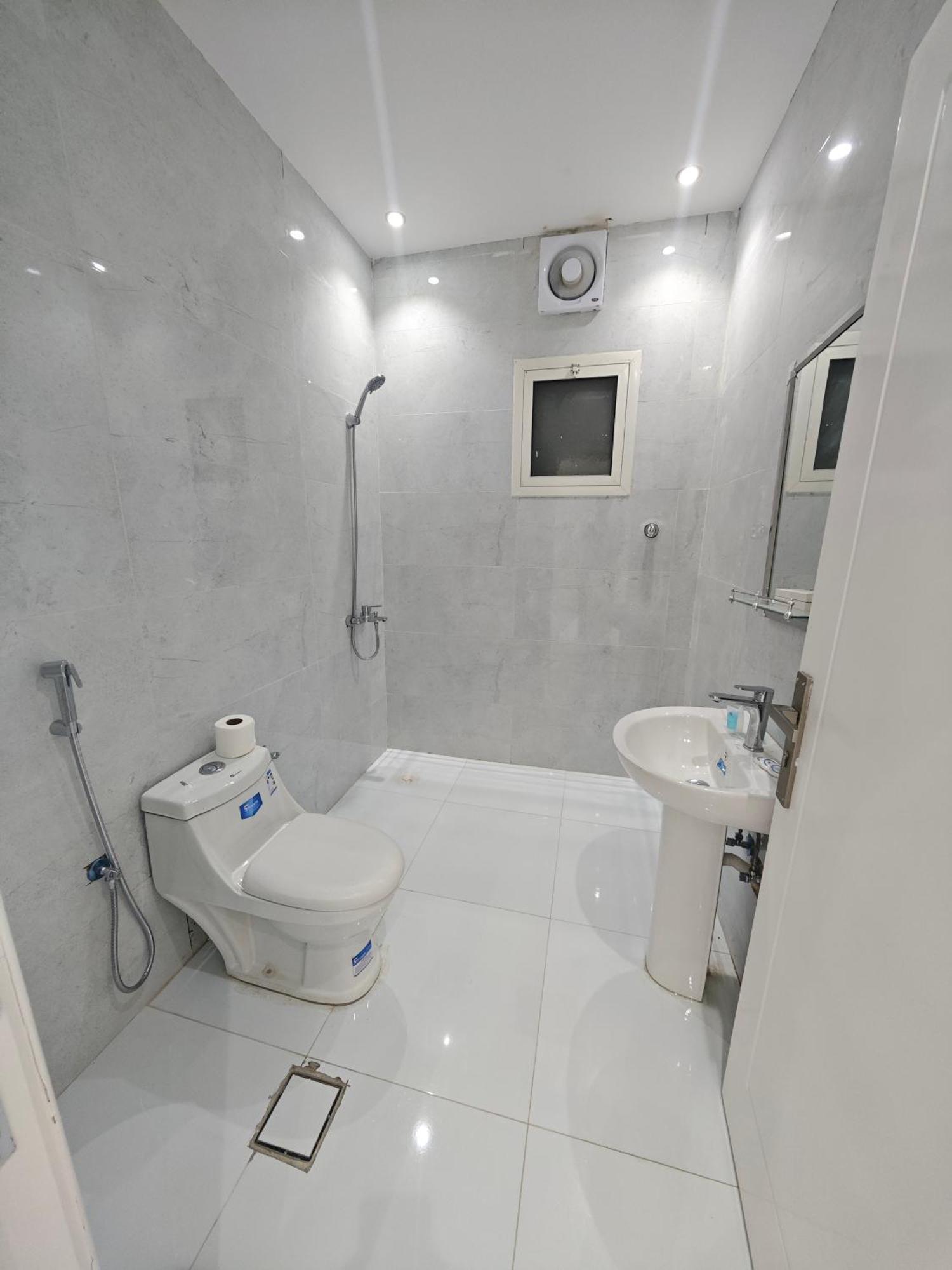 Yaqoot Al Madina Suites Al Awali ภายนอก รูปภาพ