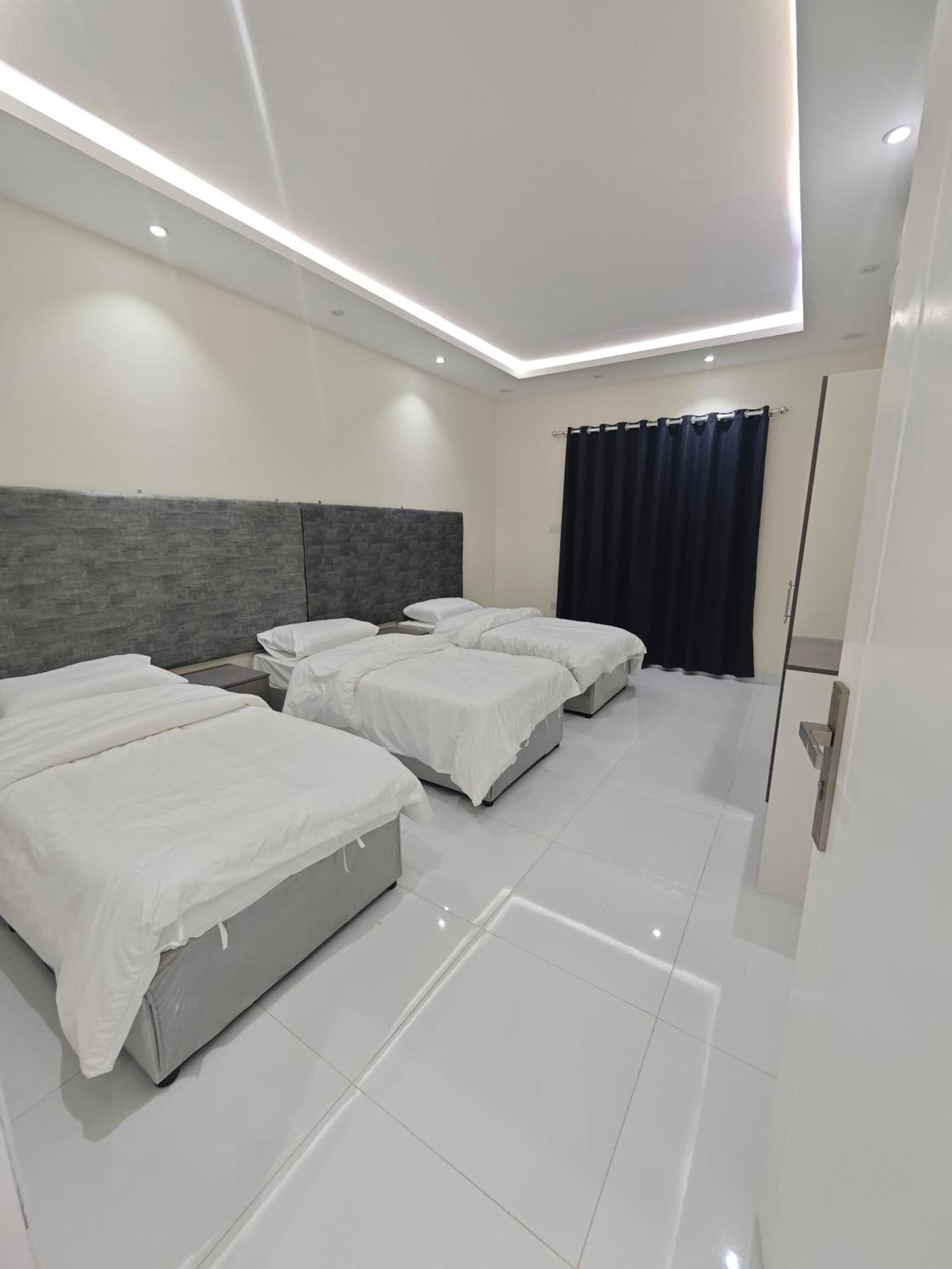 Yaqoot Al Madina Suites Al Awali ภายนอก รูปภาพ