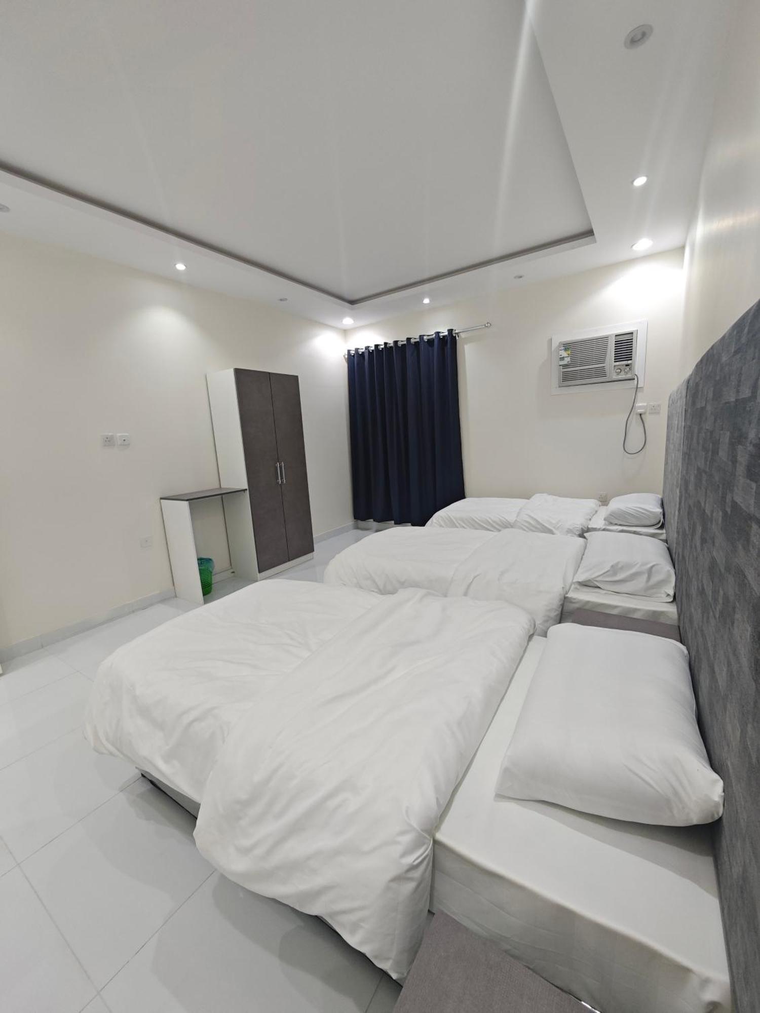 Yaqoot Al Madina Suites Al Awali ภายนอก รูปภาพ