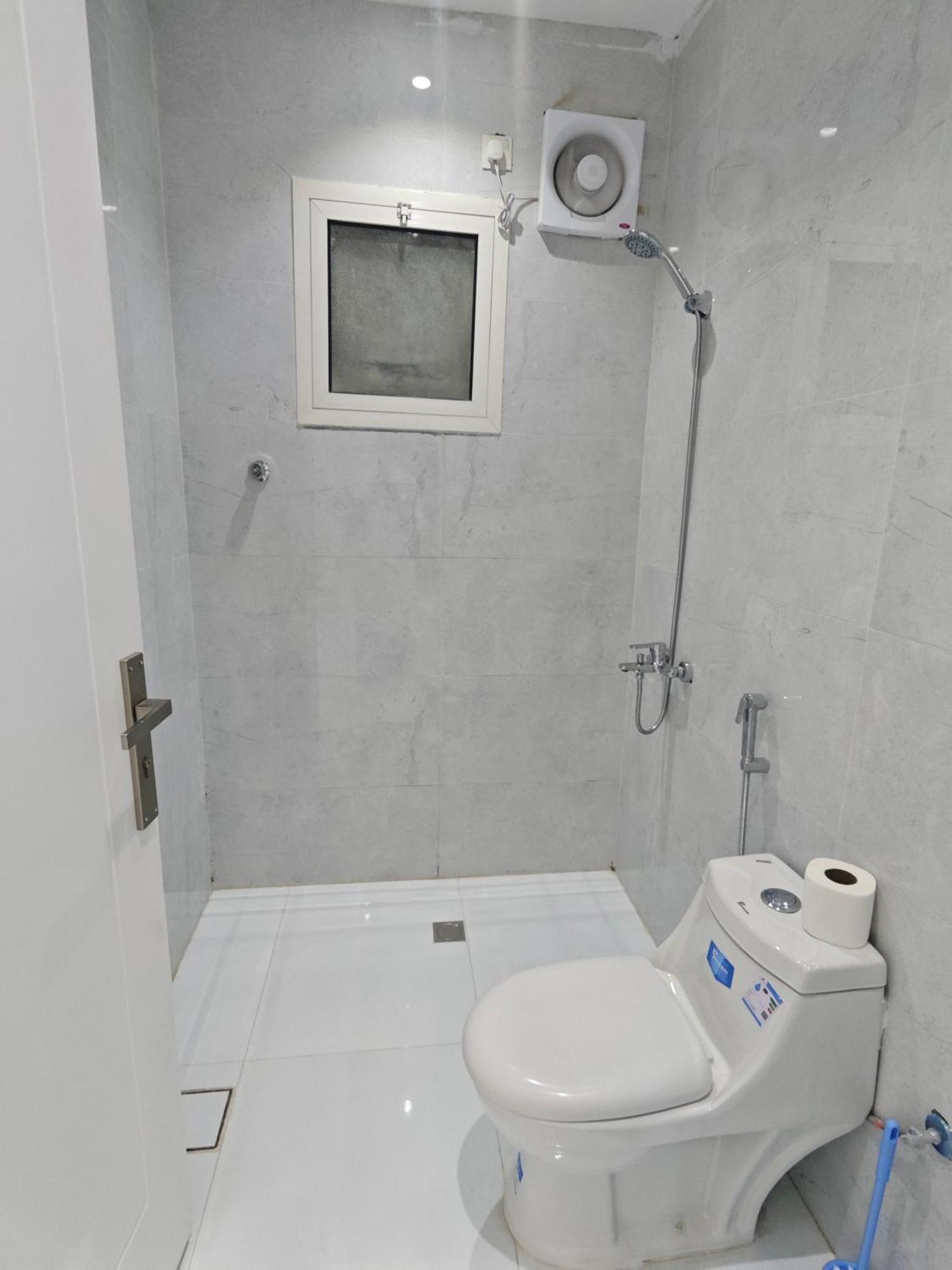 Yaqoot Al Madina Suites Al Awali ภายนอก รูปภาพ